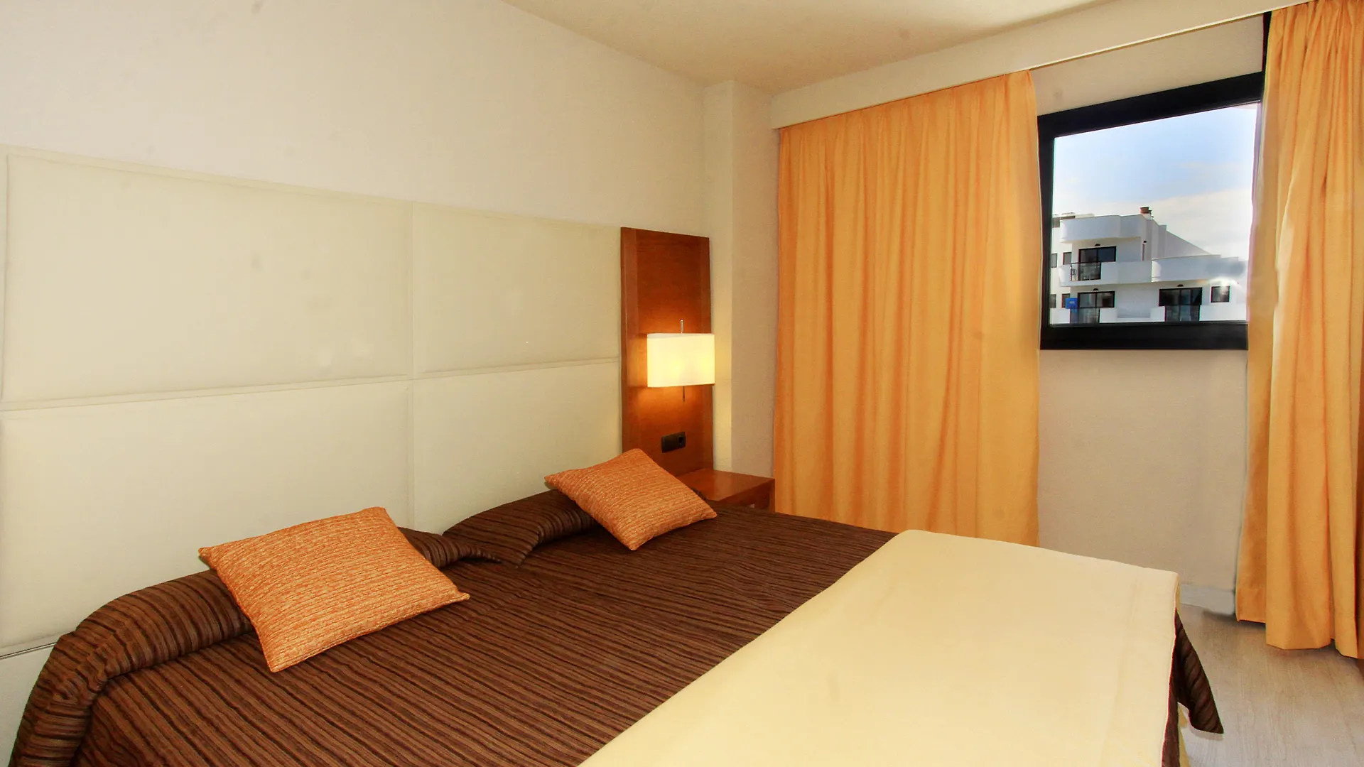 Protur Palmeras Playa Са Кома 4*,